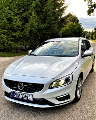 Volvo V60 cena 103300 przebieg: 67450, rok produkcji 2017 z Nowogród Bobrzański małe 781